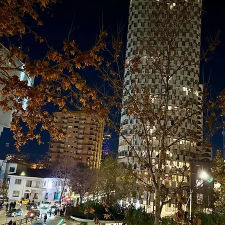 Lägenhetshotell Govi Al Pieno Centro Di Tirana