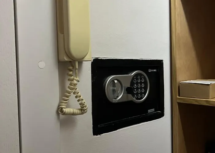 Govi Al Pieno Centro Di Apartmanhotel Tirana