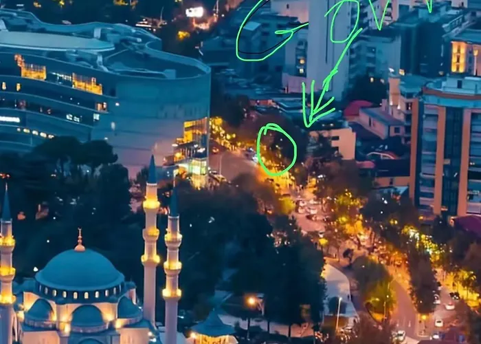 Govi Al Pieno Centro Di Apartmanhotel 4*